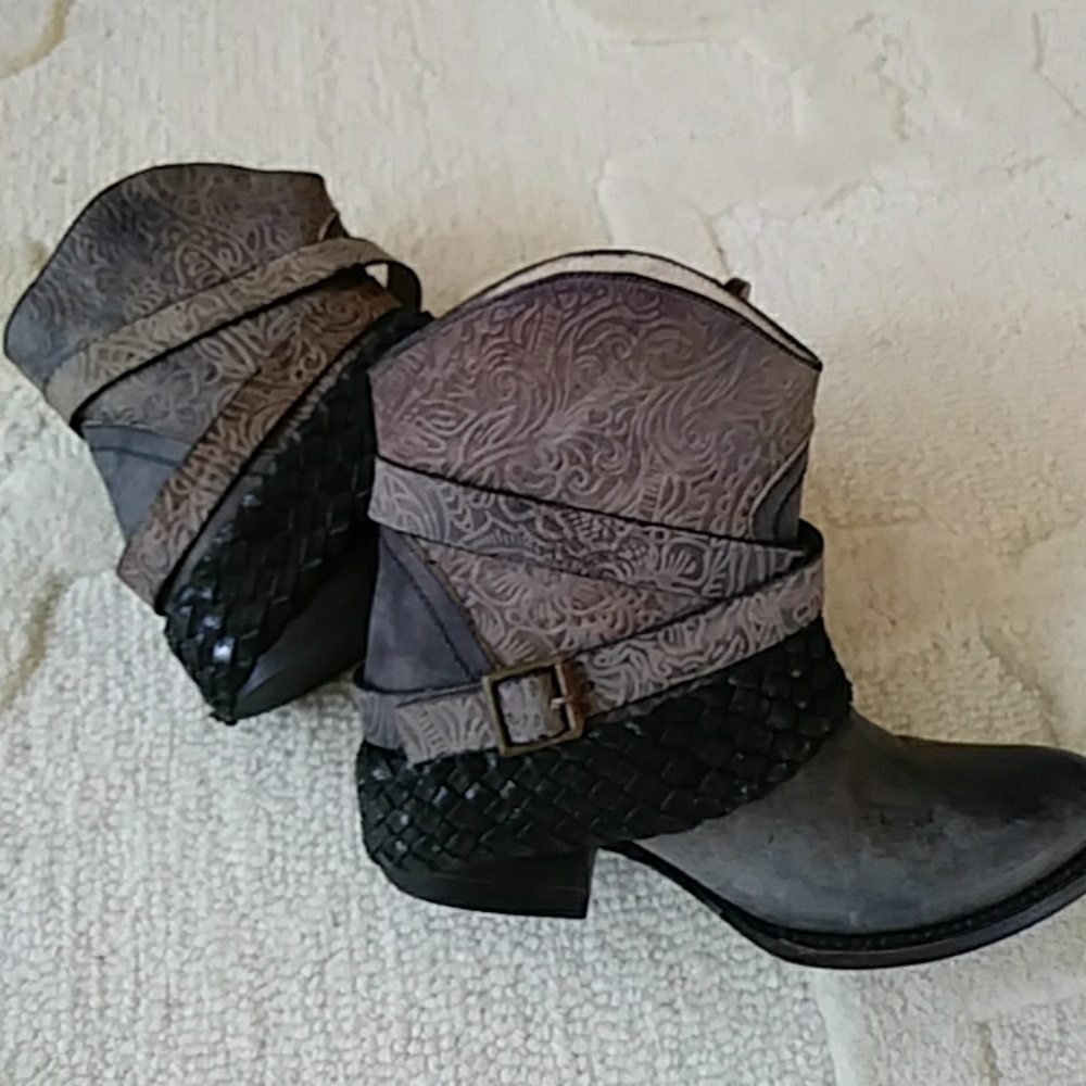 Freebird Boots